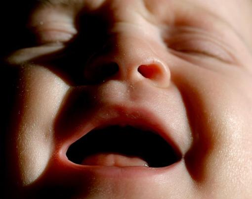 cry-analyzer-seeks-clues-to-babies-health-neuroscience-news