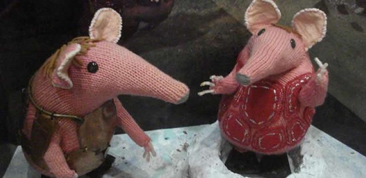 Image shows Major and Tiny Clanger.