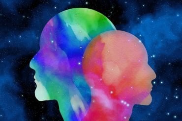 This shows two heads with a psychedelic background