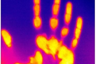 This shows a handprint in thermal light