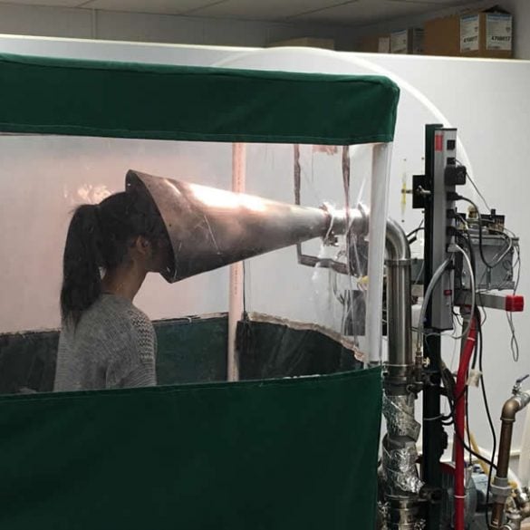 This shows a patient in the machine