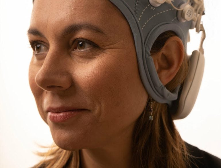 Ana modeling the EEG cap