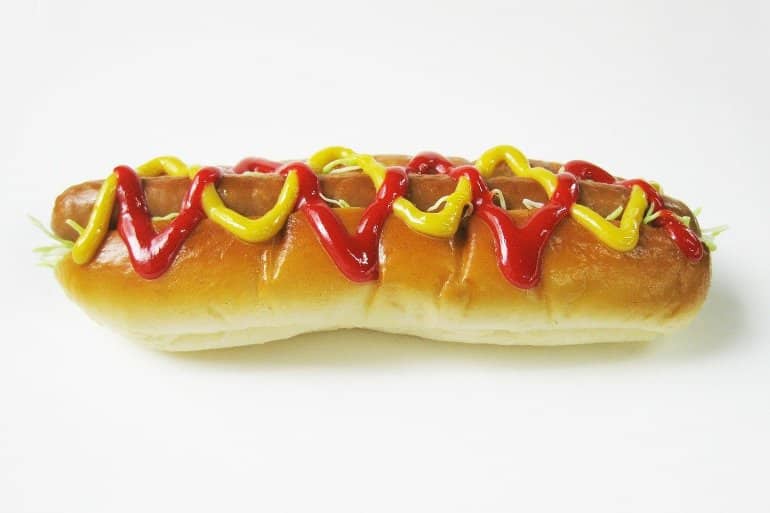 This shows a hot dog
