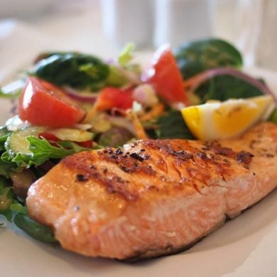 This shows a delicious salmon dinner