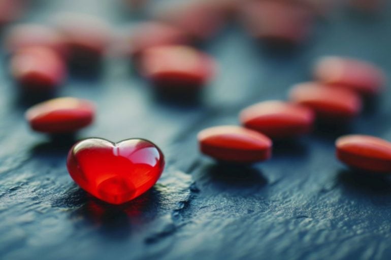 This shows a glass heart.