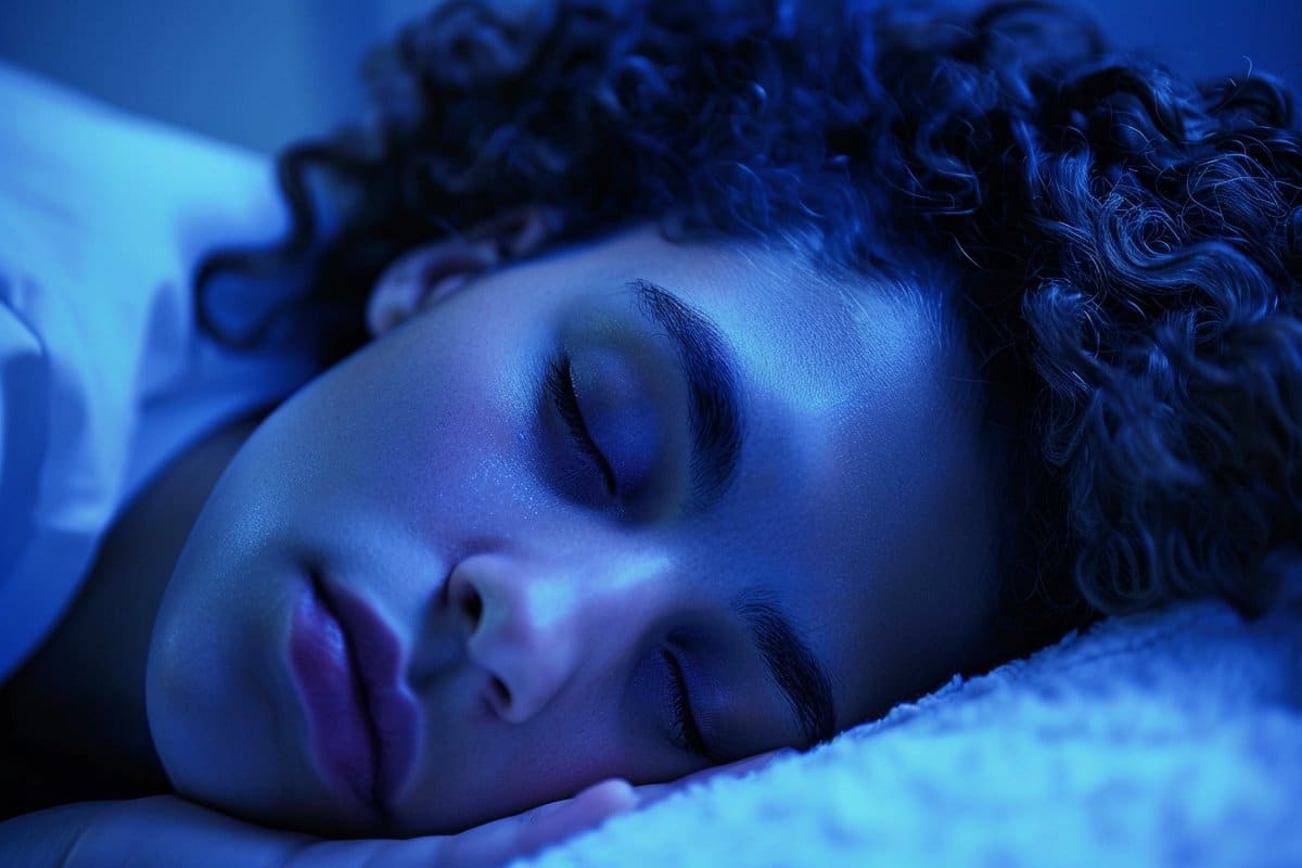 Prima jumătate a somnului este necesară pentru a reseta creierul
