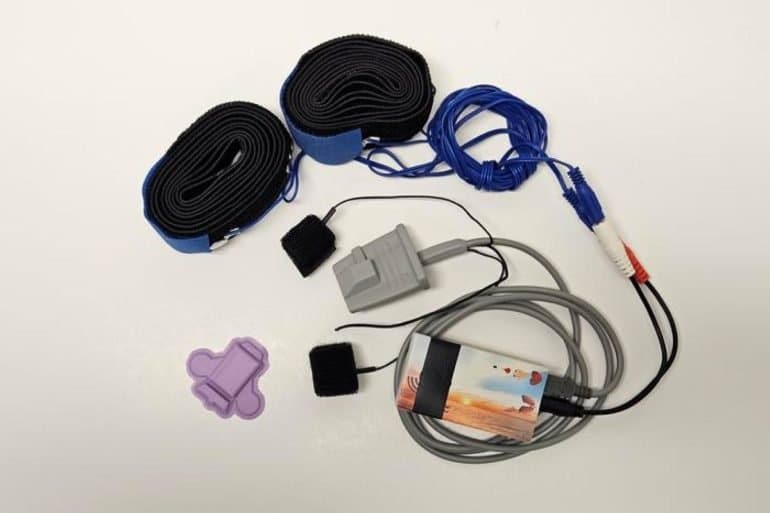 This shows the wearable stress polygraph.