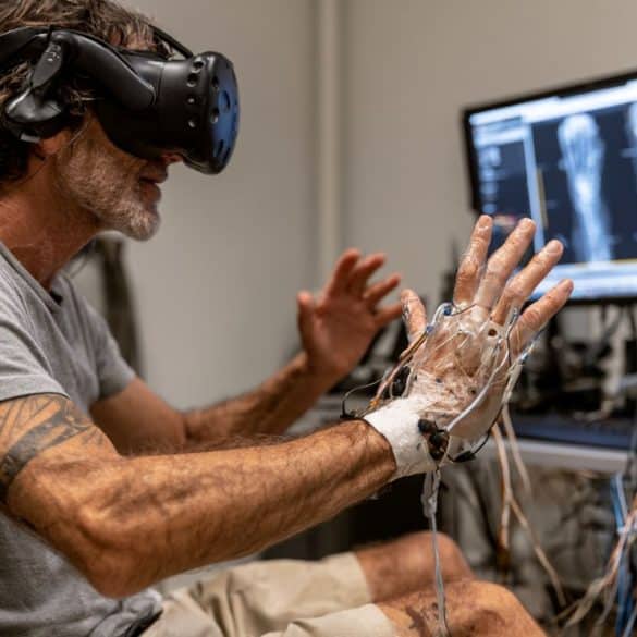 This shows a man in a vr headset.